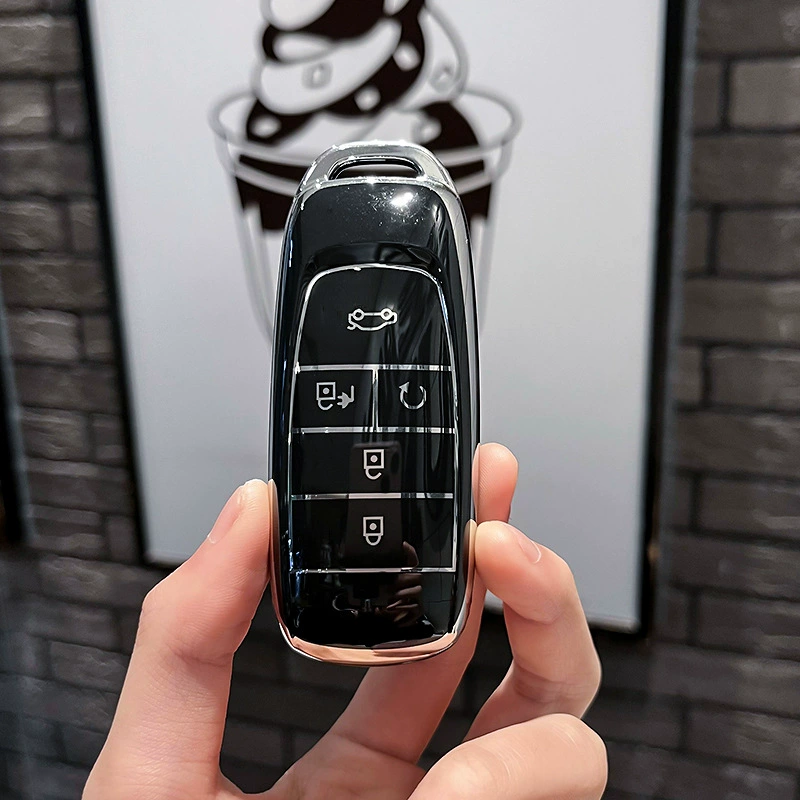 Корпус ключа (Trumpchi) Смарт 5–кнопок, одна крышка или с подвеской-медведем и ремешком, белый/черный/фиолетовый