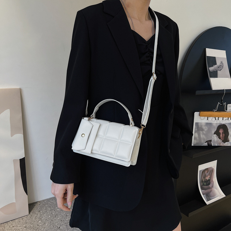 Bolso pequeño de indentación popular transfronterizo bolso a cuadros de estilo occidental de moda de las mujeres bolso de mensajero simple de color sólido bolso de la madre y el niño