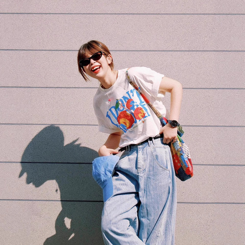 Plus-Size Women's Youthful Letter Print Drop-Shoulder Oversized T-Shirt, Spring/Summer Style, Relaxed Fit, Slimming, Comfortable Top for Women Plus-Size Women's Youthful Letter Print Drop-Shoulder Oversized T-Shirt, Spring/Summer Style, Relaxed Fit, Slimming, Comfortable Top for Women