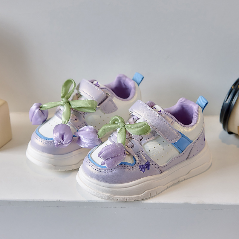 Zapatos infantiles de otoño 2025 chicas dama Fan flores zapatos de pan superligeros estudiantes lindos zapatos deportivos de moda