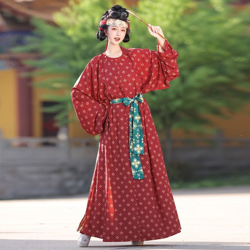 Tang-Style 2026 New Spring/Summer Replica Round-Neck Robe with Lantern Pants, Large Size, Skin-Friendly, Breathable, Suitable for Daily Commuting, Ancient Costume