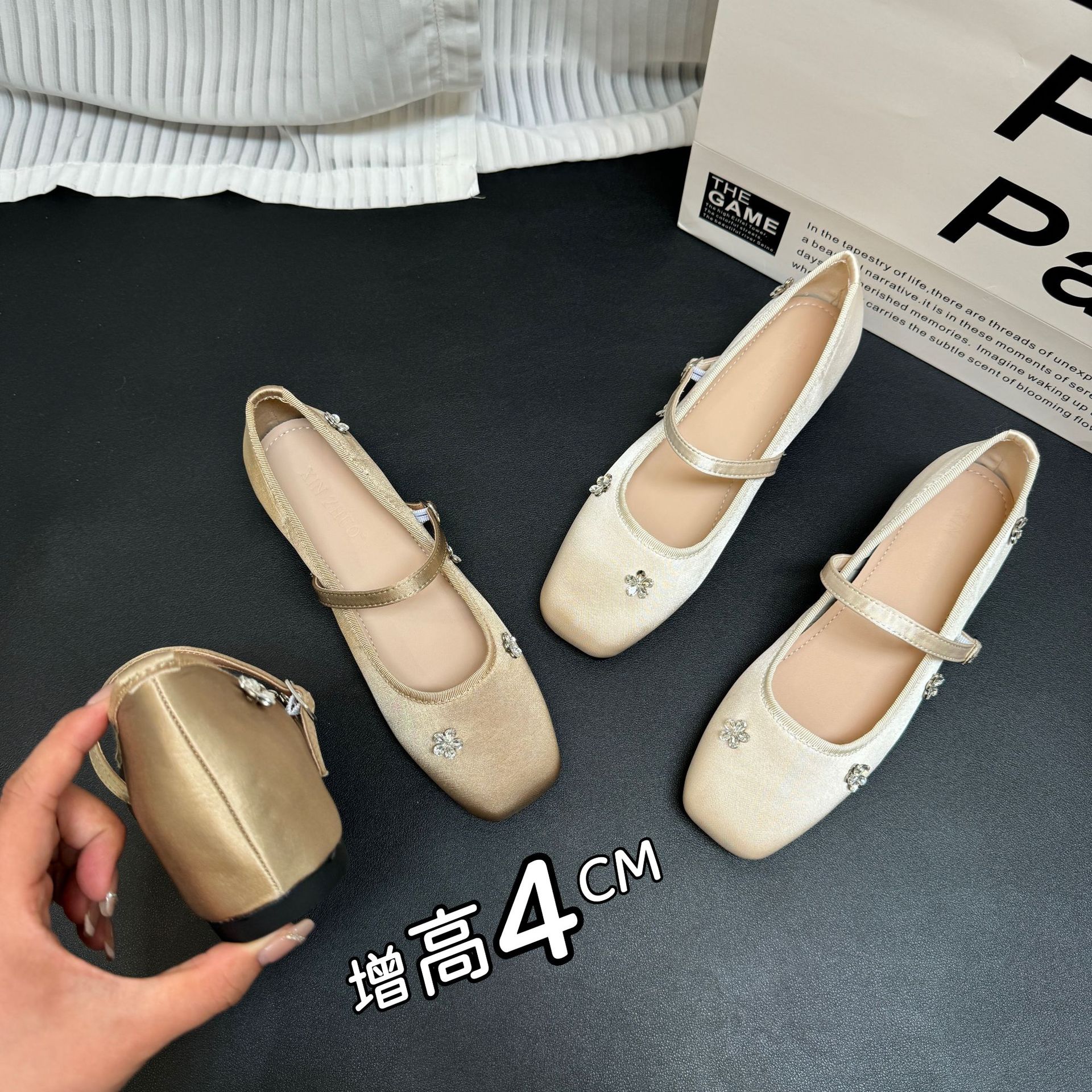 Sheepskin Version~ Petite Size Rhinestone Fairy-Style Square-Toe Mary Jane Shoes for Spring and Autumn, Suitable for Pairing with Dresses, with Hidden Height Increase and Shallow Mouth Design
