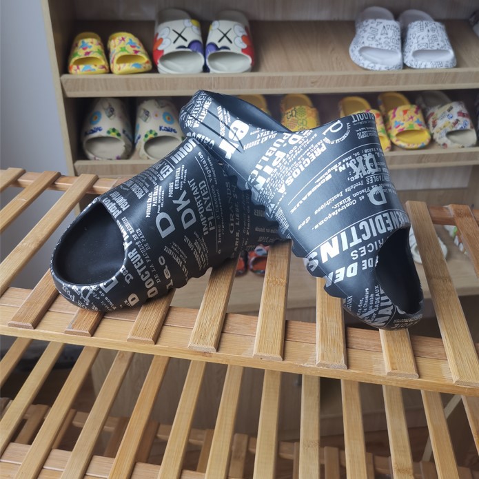 26黑色字母图案