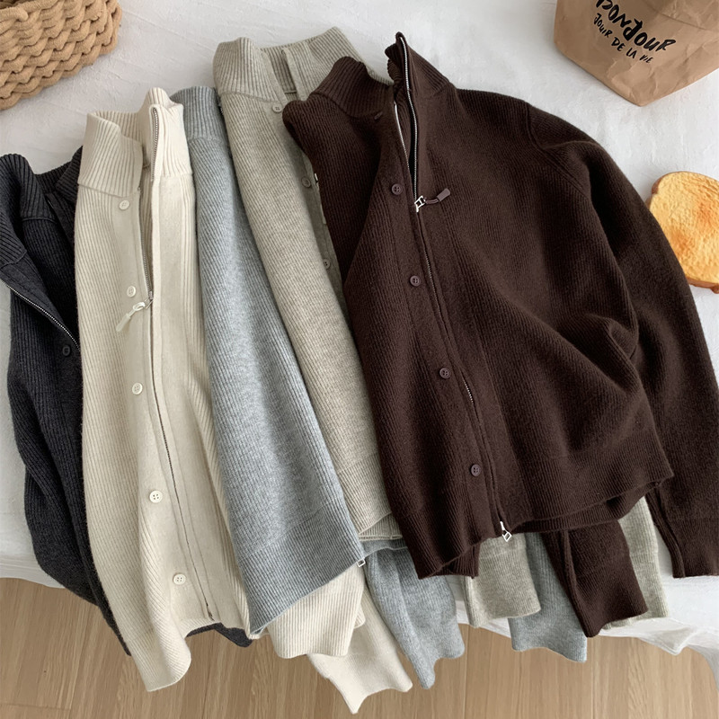 Old Money Style High Collar Double Zipper Cardigan for Women, Designer Knit Sweater with Studs and Ribbed Pattern, Spring and Autumn Warm Coat