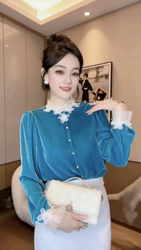 Collar Beaded Flower Lace Shirt Women's 2023 Autumn New Fashion Elegant Design Velvet Inner Top