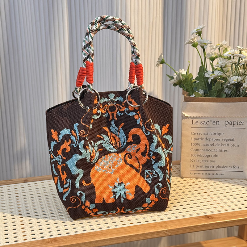 ニットハンドバッグ、ニッチデザインバケットバッグ、トートバッグ、ハンドバッグ、カジュアルで多用途なショルダーバッグ、ニットポータブルバッグ