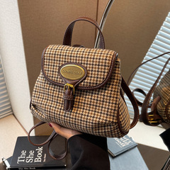 秋冬季復古小眾女雙肩包2024新款百搭洋氣質感背包時尚迷你小書包