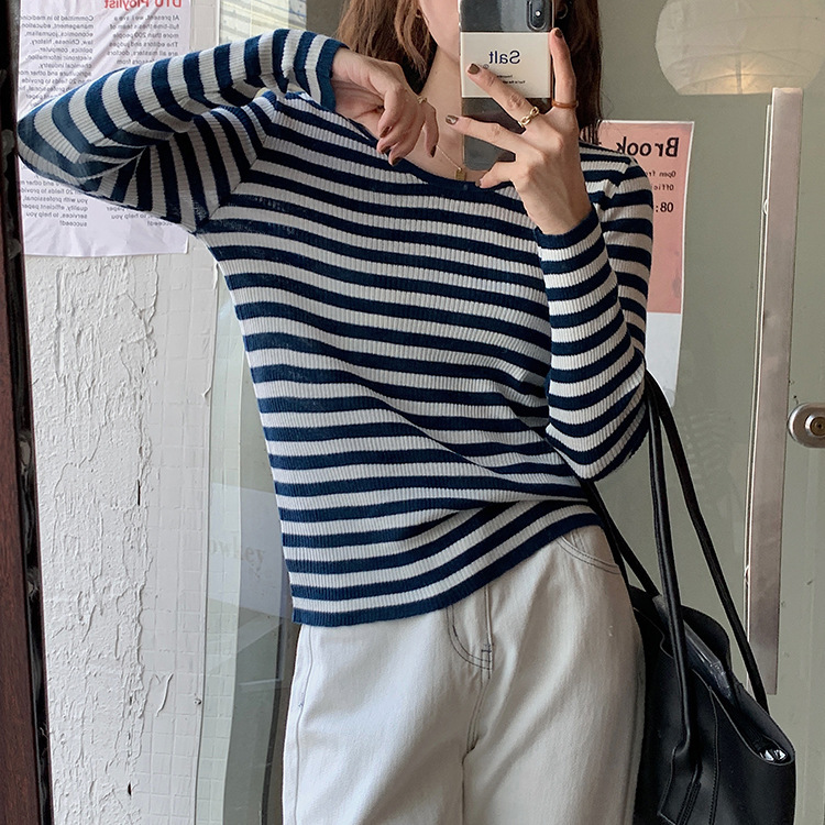 Factory Customized Autumn and Winter Stripesd Knitwear for Women, New Loose Bottoming Shirt with Long-Sleeved Top Knitwear