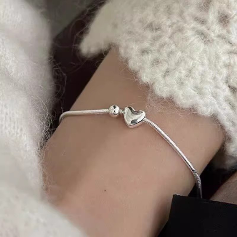 Heart Shaped Snake Bone Bangle Simple Versatile Round Bead Bracelet_voghion.com