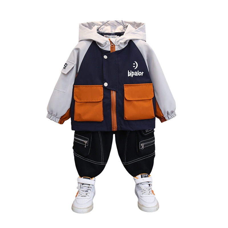 7704 Chaqueta de chaquetas para niños Otoño 2025 Nuevo estilo para niños Cortavientos de otoño para hombres Primavera y otoño Top con capucha