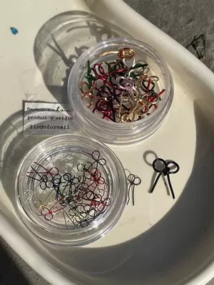Korean Style ins Popular Hand-twisted Dırnaq bəzəkləri - thick-version-of-mixed-colors-20-pieces-fine-version-of-mixed-colors-30-pieces-2-boxes-in-total-box-20-pieces