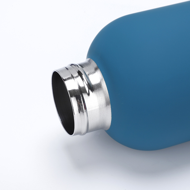 Amazon doble aislamiento de vacío 304 de acero inoxidable pequeña botella portátil deportes hervidor de agua al aire libre botella de cola al por mayor