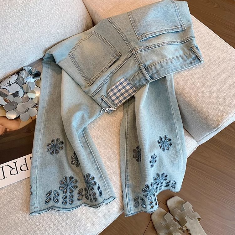 2025 Design Hollow Embroidered Lace Jeans for Women Early Autumn New Slightly Fat High Waist Slimming Look Nine-Point Pants