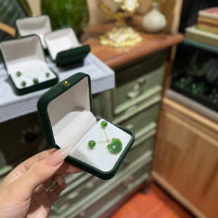 Jin Yutang Xinjiang Hetian Jade variety of jasper suit welcome to buy to find price on a first-come-first-served basis