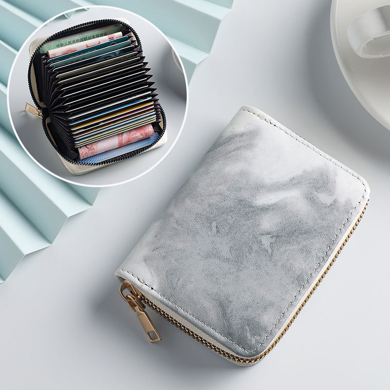 Gris: 18 tarjetas + 2 bits funcionales