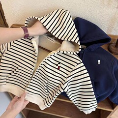 子供のベルベットのコートは男女の子供がカジュアルなジッパーのカーディガンを厚くして暖かい上着のベルベットの赤ちゃんの帽子のジャケット