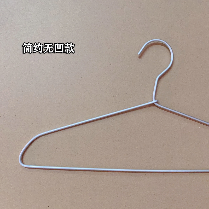 오목이없는 매트 실버