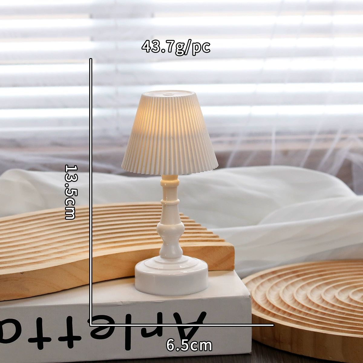 Transparent LED projector table lamp, electronic night light, battery‑powered (3×AG13), multiple styles