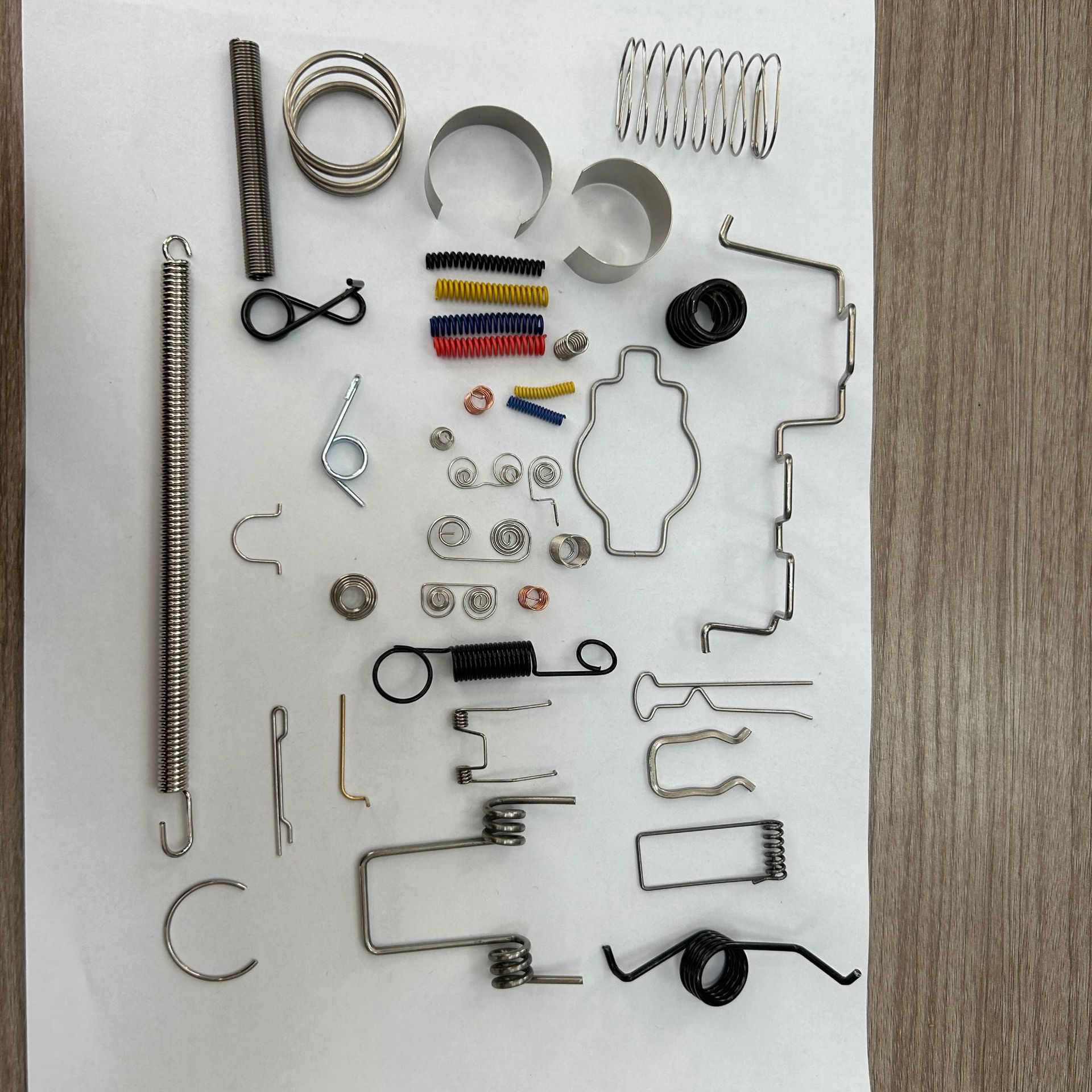 线成型弹簧，压力弹簧，感应按健弹簧，异型弹簧，拉簧，双扭簧