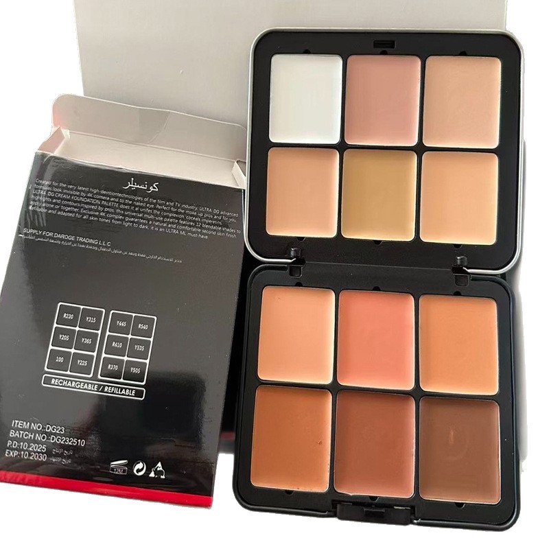 Paleta de Rubor y Contorno en Crema de 12 Colores con Caja de Hierro, Mate