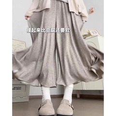 カーキ色のもち米のキュロットの女性の春と秋の新型の高腰の垂れ下がった感じがゆったりしています。