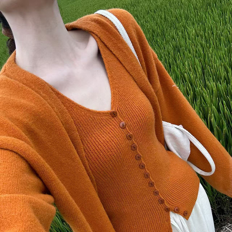 Camisole Two-Piece Set for Women 2025 Autumn and Winter New Style Relaxed Style Lazy Style Knitted Jacket Sweater Fashion Suit