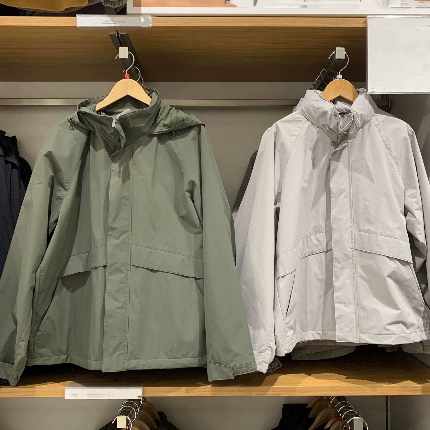 Мужская и женская пара ветрозащитный воротник куртка куртка куртка на открытом воздухе повседневная куртка с капюшоном новый 475038