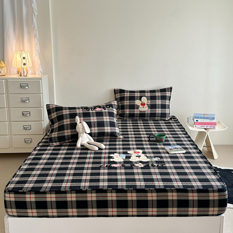 2026 100% Cotton Yarn-Dyed Washed Cotton Bed Cover Set with Fitted Sheet, Three-Piece Set, Cartoon Parent-Child Mattress Protector for Children's Room 2026 100% Cotton Yarn-Dyed Washed Cotton Bed Cover Set with Fitted Sheet, Three-Piece Set, Cartoon Parent-Child Mattress Protector for Children's Room