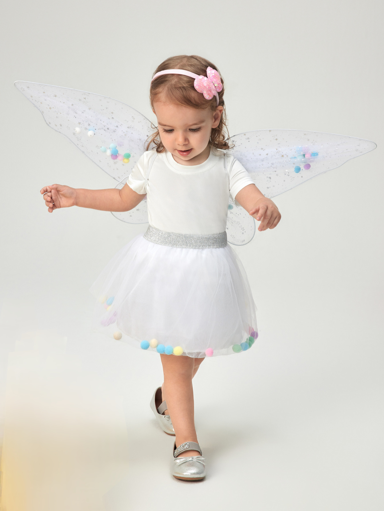 흰색 스커트(날개 제외)