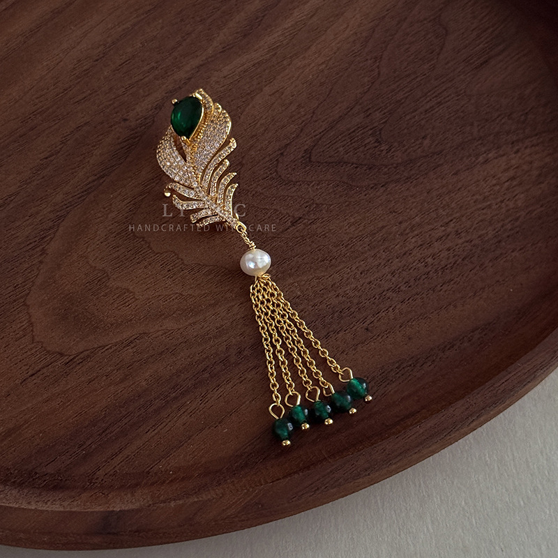 Nuevo broche de flor de perla barroca natural retro, broche antiexposición de nicho de alta gama, ramillete de platycodon