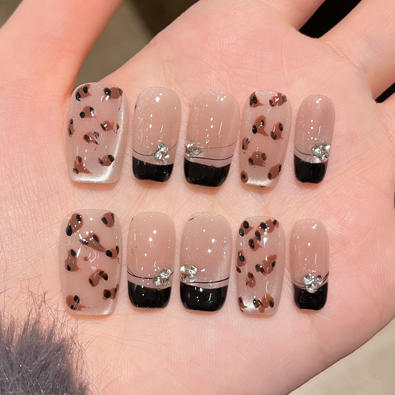 Uñas postizas de ojo de gato transfronterizas, piezas de uñas hechas a mano, uñas postizas, arte de uñas portátil, estilo largo de alta gama.