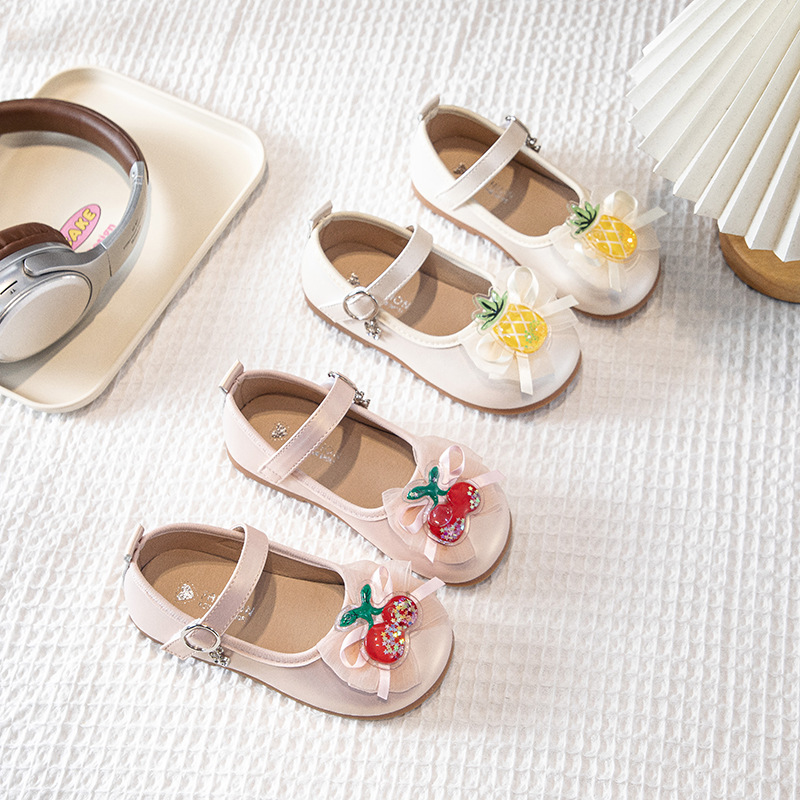 Zapatos de princesa de arco de niñas 2025 otoño nuevos zapatos de cuero suaves para niños zapatos de baile de niñas image 1