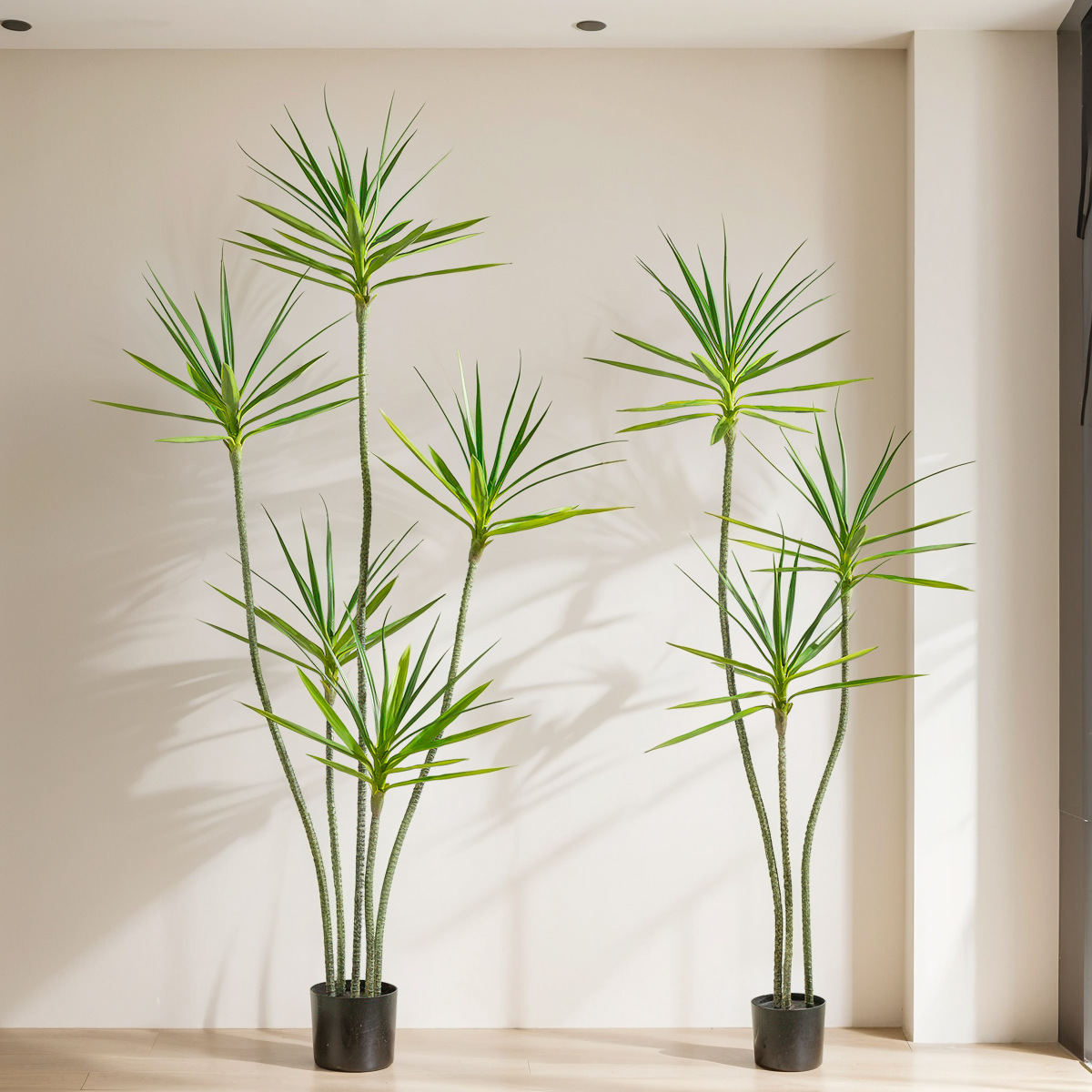 Simulación de plantas verdes Sentimiento avanzado Tequila Árbol falso Planta en maceta Sala de estar Entrada Luz de alta gama Decoración de interiores de lujo Plantas
