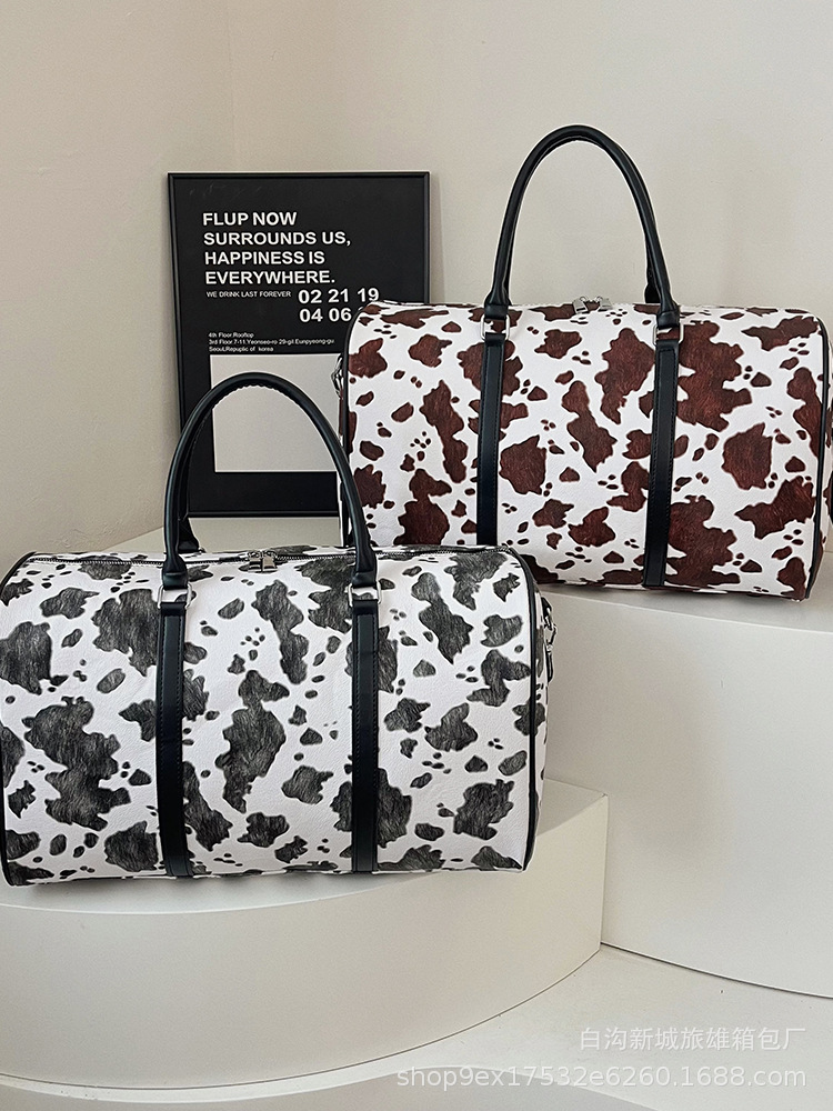 Nueva bolsa de viaje con patrón de vaca al por mayor bolsas de entrenamiento clásicas de gran capacidad de mano bolsas de embarque bolsas de almacenamiento image 6
