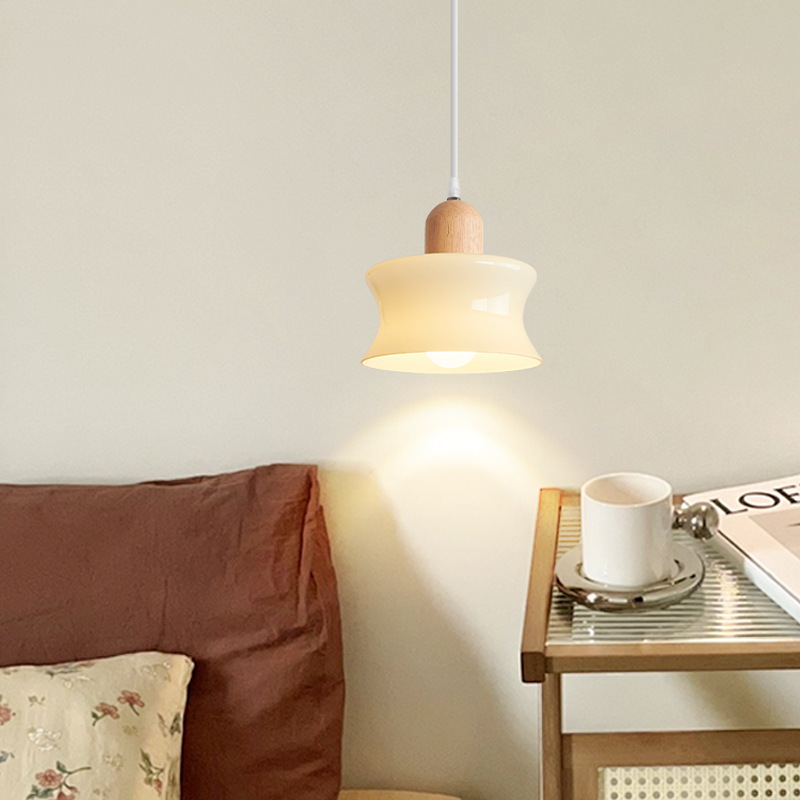 Candelabro pequeño junto a la cama, moderno y simple, mesa de comedor de estilo crema de madera, lámpara de barra, lámpara de araña de vidrio de madera maciza para habitaciones famosas