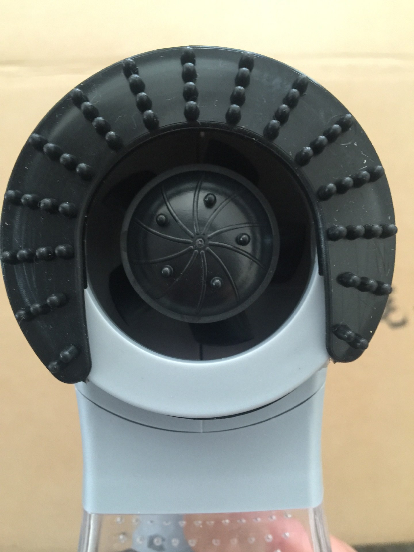 3268115405_1606092771