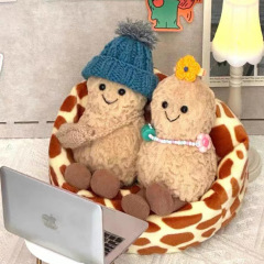 新商品イギリスlittleピーナッツぬいぐるみぬいぐるみシミュレーション趣味のピーナッツ人形結婚式の置物