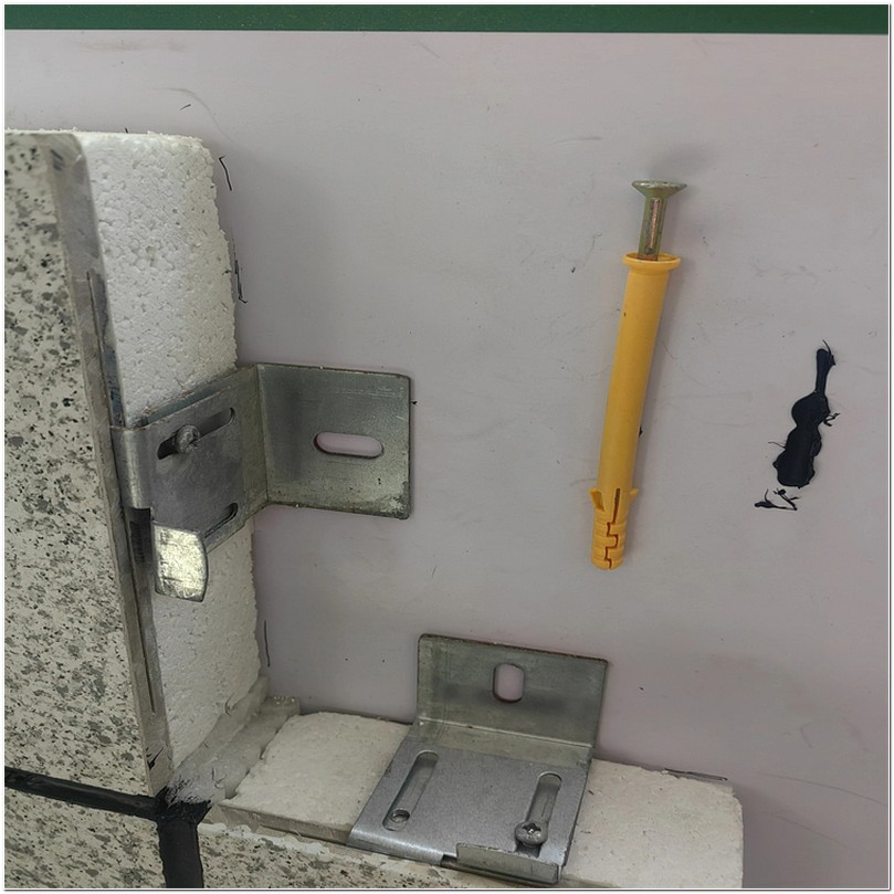 130mm厚金属面保温一体板 金属保温装饰一体板厂家