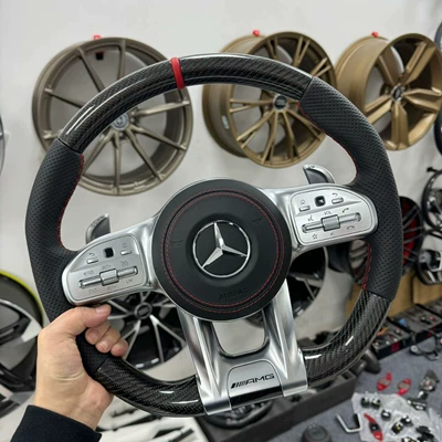 Mercedes-Benz 809 steering wheel assembly, old model upgraded to new AMG8 carbon fiber steering wheel assembly, complete set