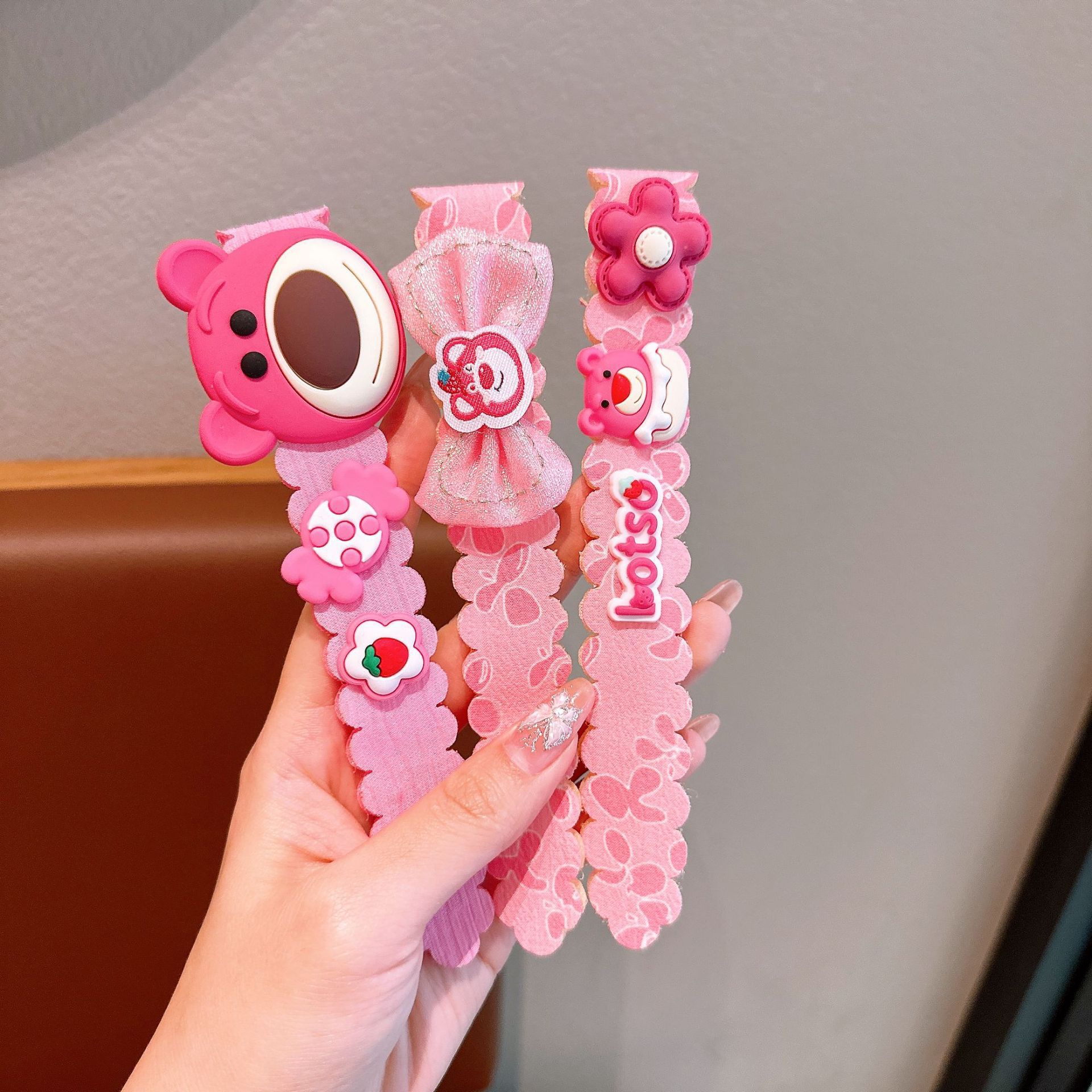 Los niños coreanos publican pegatinas mágicas de color caramelo de dibujos animados lindo y simple acabado de cabello roto artefacto Velcro de frutas