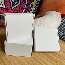 现货高档特硬单面白色白卡小白盒正方形飞机盒现货礼品包装快递盒