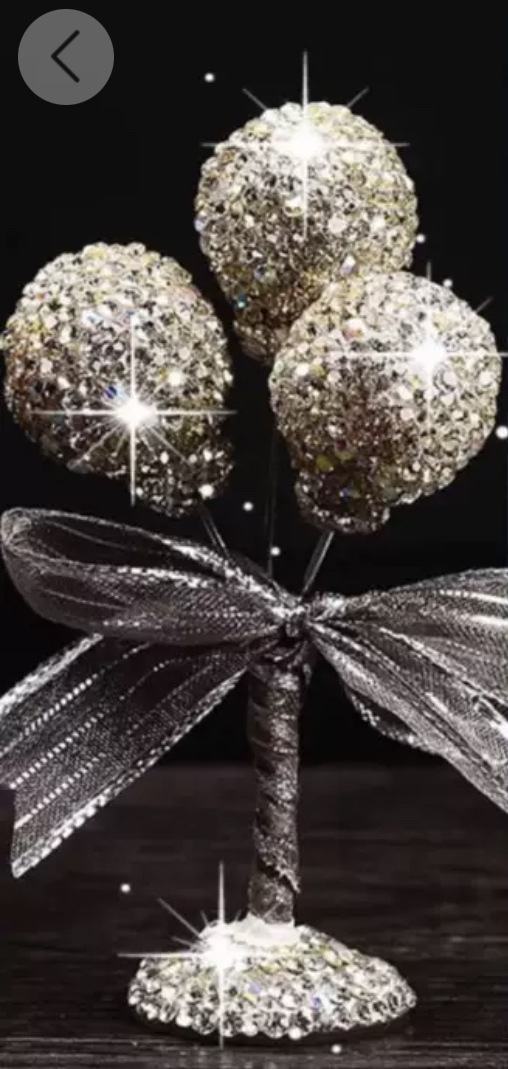 Corona modelo de automóvil adornos de automóvil almohadilla de plumas accesorios de automóvil adornos de automóvil decoración de automóvil en línea para chicas