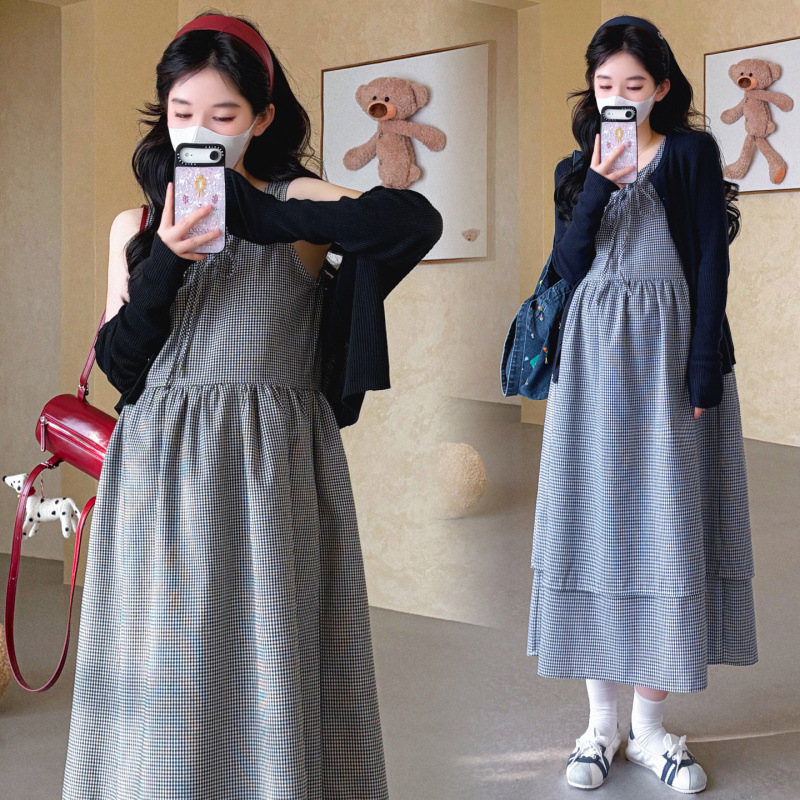 2026 Spring/Summer New Korean Retro Dress for Pregnant Women: Houndstooth Vest Dress + Sun-Protective Knitted Cardigan for Pregnant Women 2026 Spring/Summer New Korean Retro Dress for Pregnant Women: Houndstooth Vest Dress + Sun-Protective Knitted Cardigan for Pregnant Women
