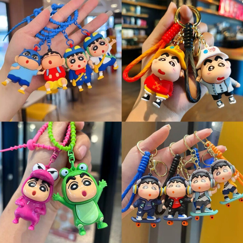Cartoon Crayon Shin-chan series keychains, backpack pendants, couple car accessories, key chains, doll machine wholesale