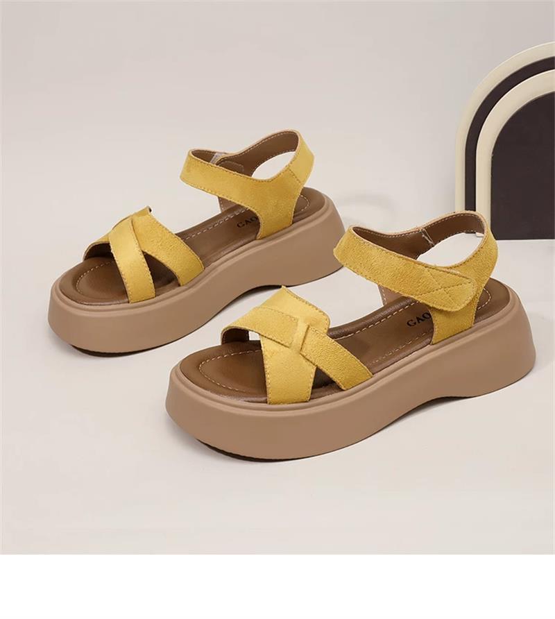 Sandalias romanas de base gruesa coreana para mujeres verano 2026 nueva moda versátil con una base suave no cansada sandalias de playa