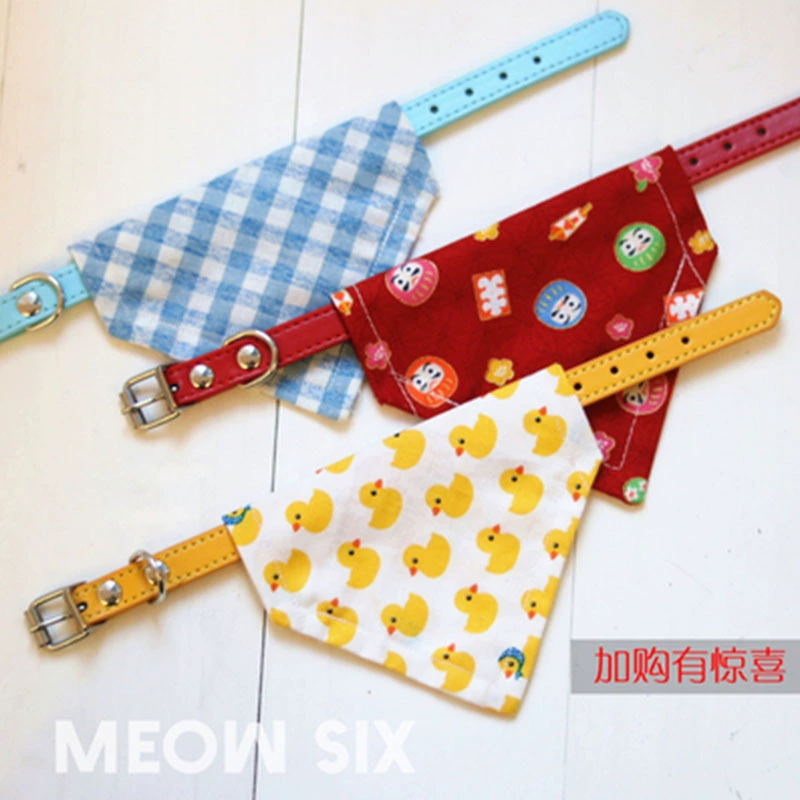 Кошачий ошейник для домашних животных Треугольное полотенце Тяговое полотенце Слюни Кольцо на шею Котенок Милая гравировка Анти-потерянная вкладка для собак