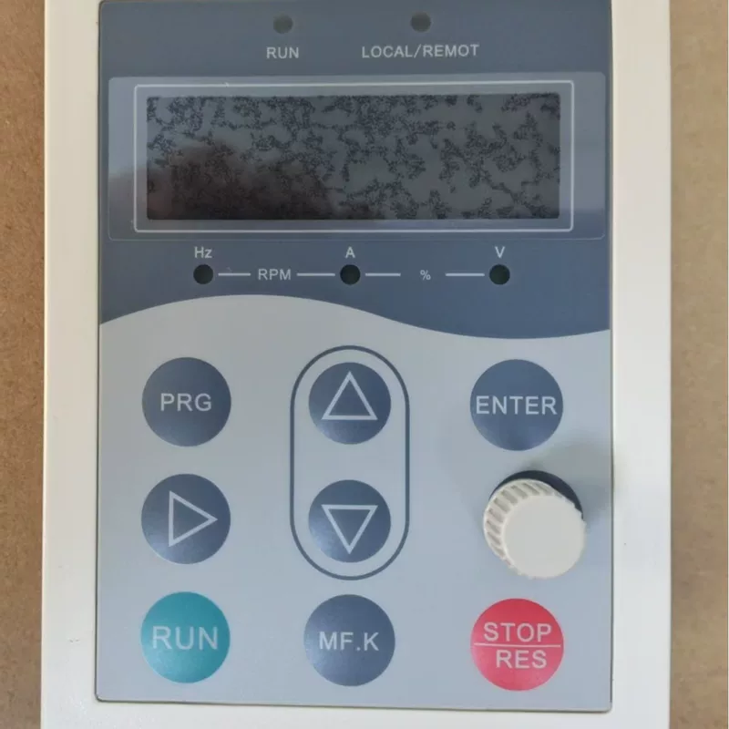 SACI Inverter, keyboard