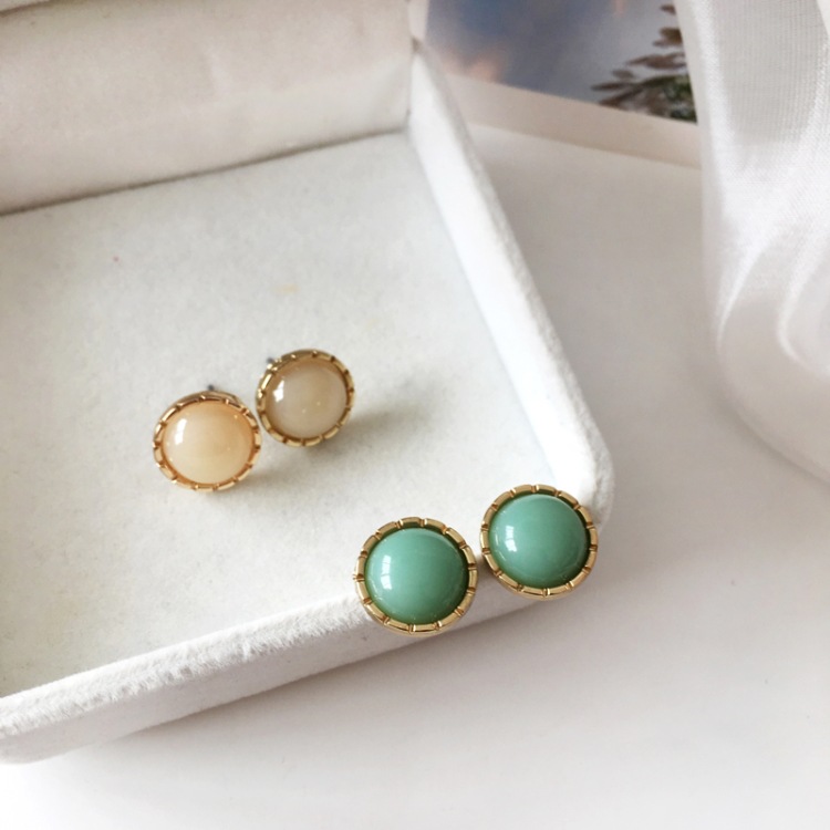 Simple Small Round Imitation Opal Resin Earrings display picture 12