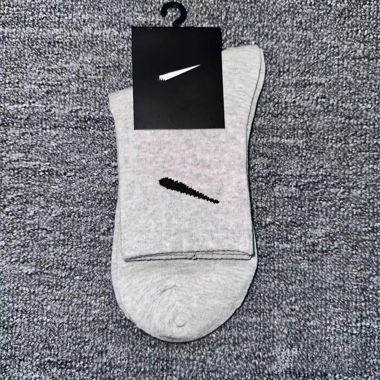 Medium tube gray