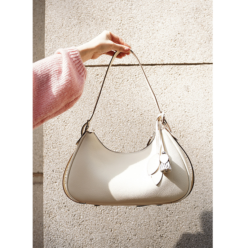 Crescent Design Candy Color Early Spring Niche New Handbag 2026 Underarm Bag Baguette Simple Commuter Bag - Thumbnail 3